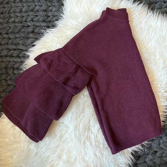 Ruffle Sleeve Sweater - Picture 4 of 5